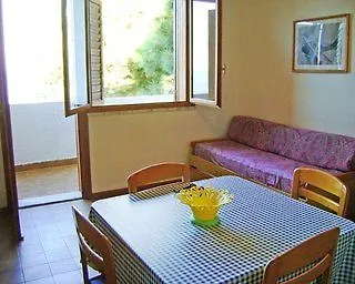 Baia Fenicia * ليباري